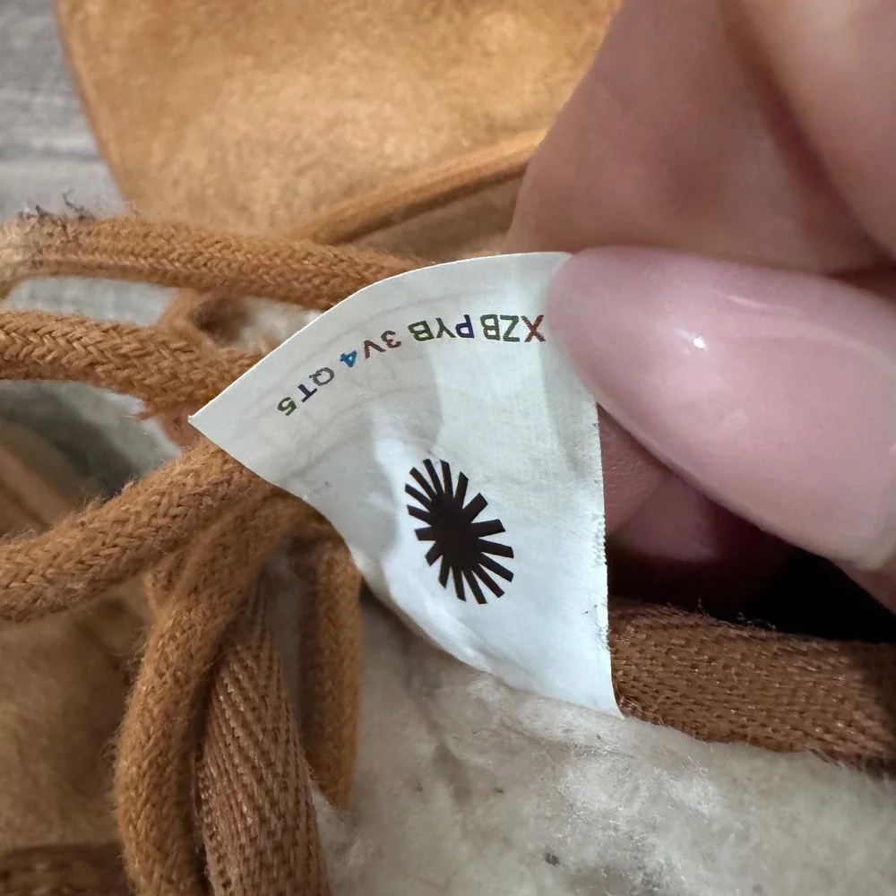 UGG Neumel Chestnut Suede Lace Up Chukka Boots 1094269 Mens 10